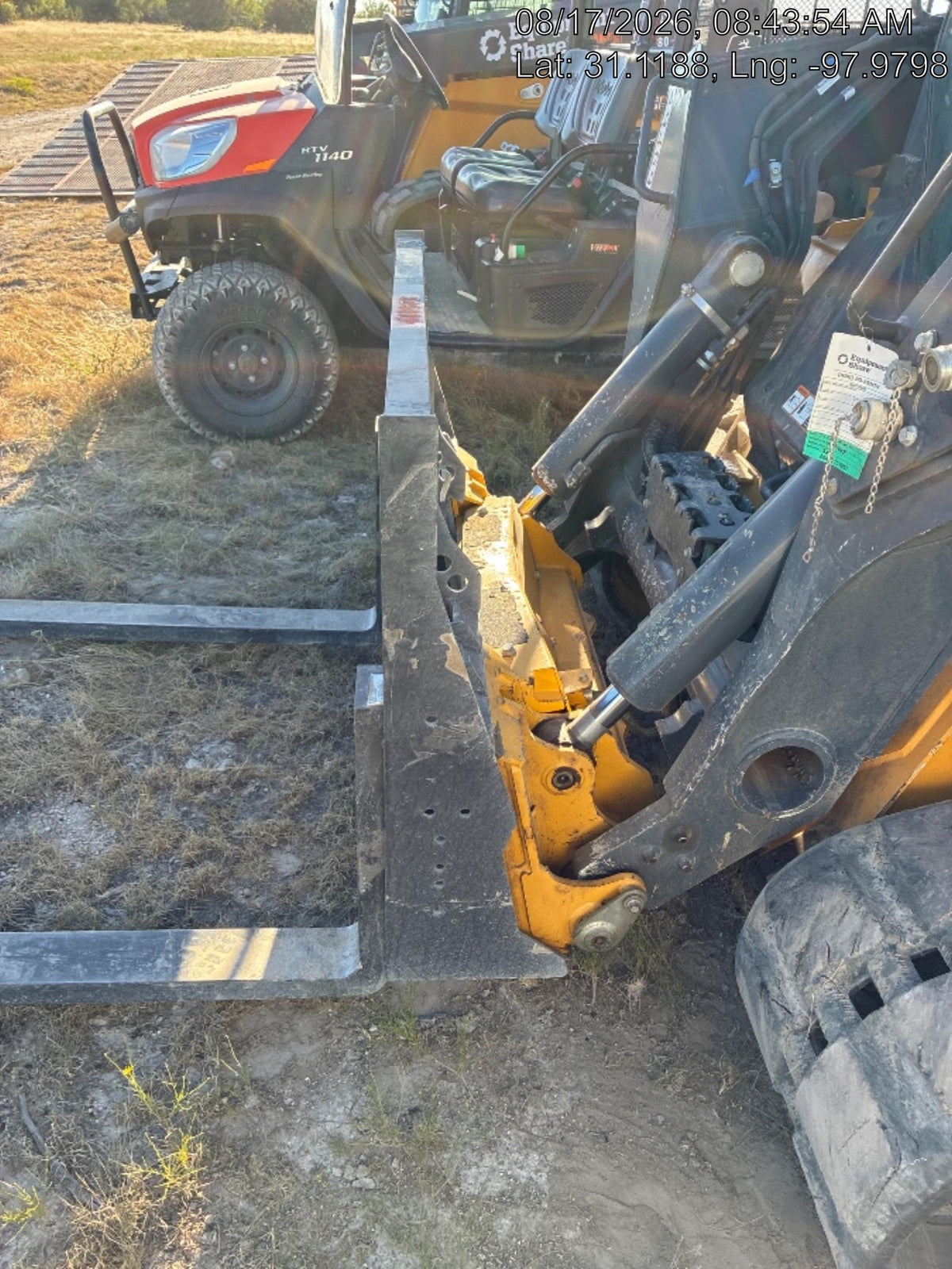 2026 ARROW MATERIAL HANDLING 72" Pallet Forks - Arrow