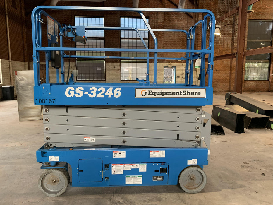 2020 Genie GS-3246 Standard, Folding full height swing gate