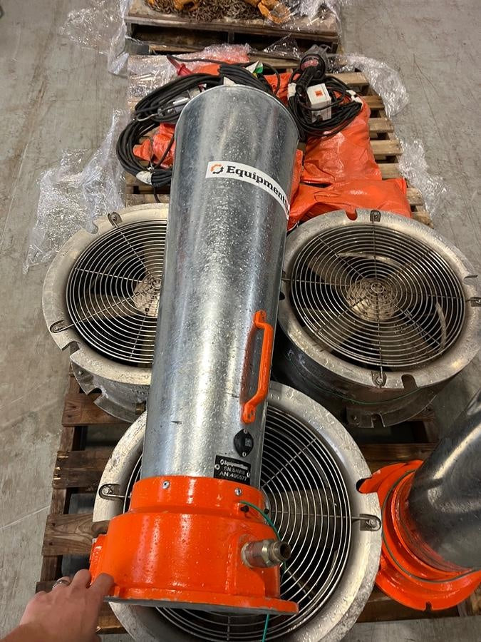 2025 MICHIGAN PNEUMATIC ES-8AM-TRACKER