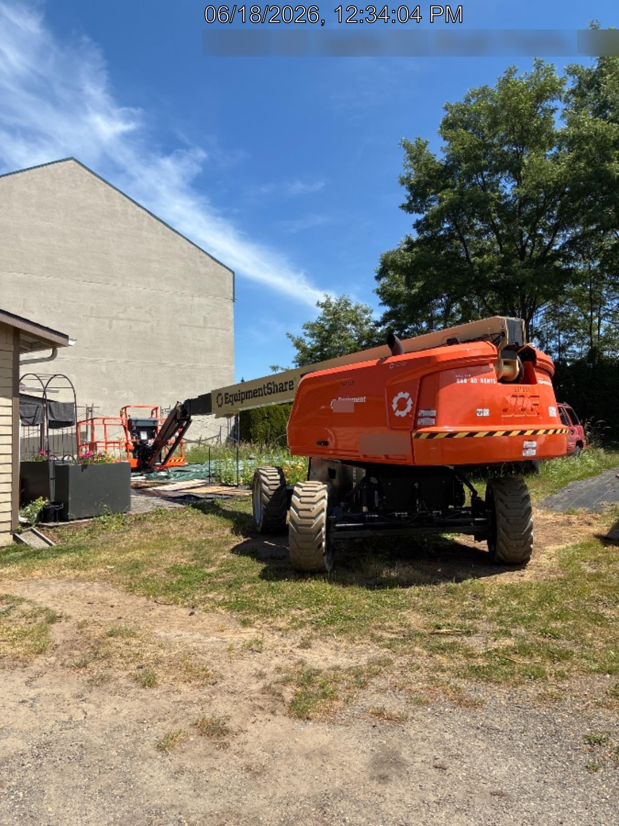 2025 JLG 660SJ