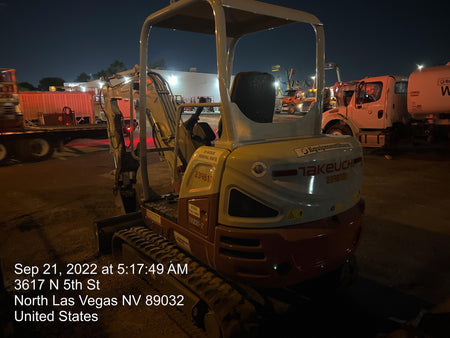 2022 TAKEUCHI TB235-2R