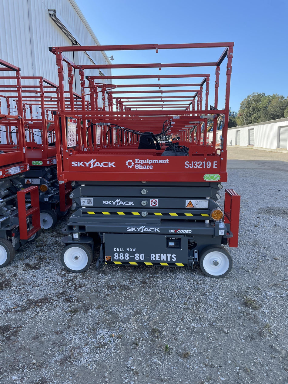 2024 Skyjack SJ3219 Electric Drive, Sld NM Tires, DBcns, RFRails, Power to Platform, T3 + Access Control