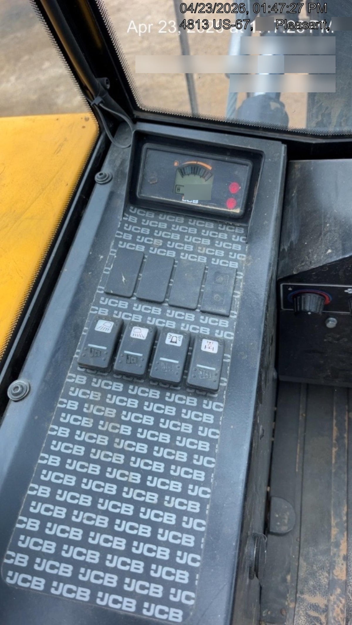 2025 JCB 940-4