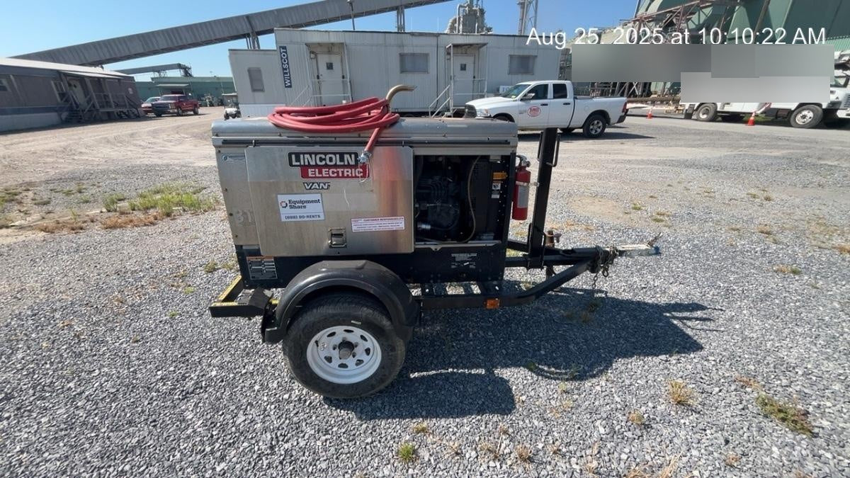 2019 Lincoln Electric Vantage 322 Welder Ready-Pak 3, Two wheel trailer, Fender and Light kit, Cable Rack