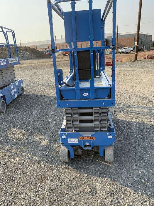 2020 Genie GS-1930 Solid Non Marking Tires, Beacon, Folding rails with half height swing gate, 800W Inverter