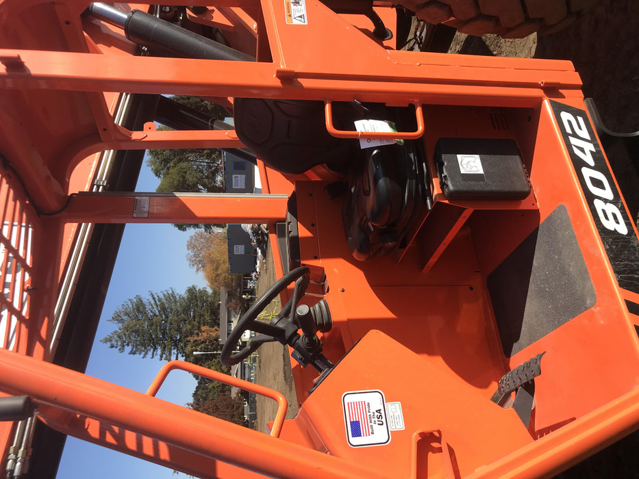 2020 Skytrak 8042 74 Hp, FF Tires, Work Lights, Beacon, Aux Hydraulics, Back up Alarm, Lifting Eye, ES Decals