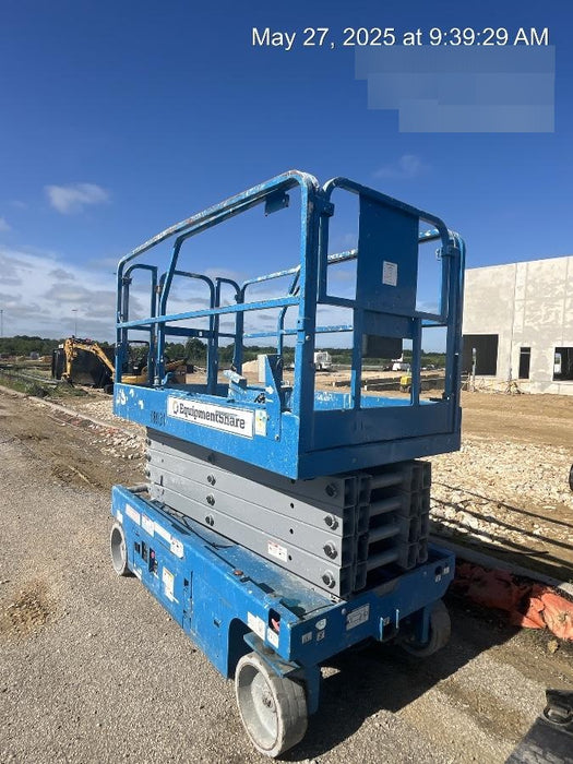 2018 Genie GS-3246 GS-3246 w/Folding rails, Full height swing gate