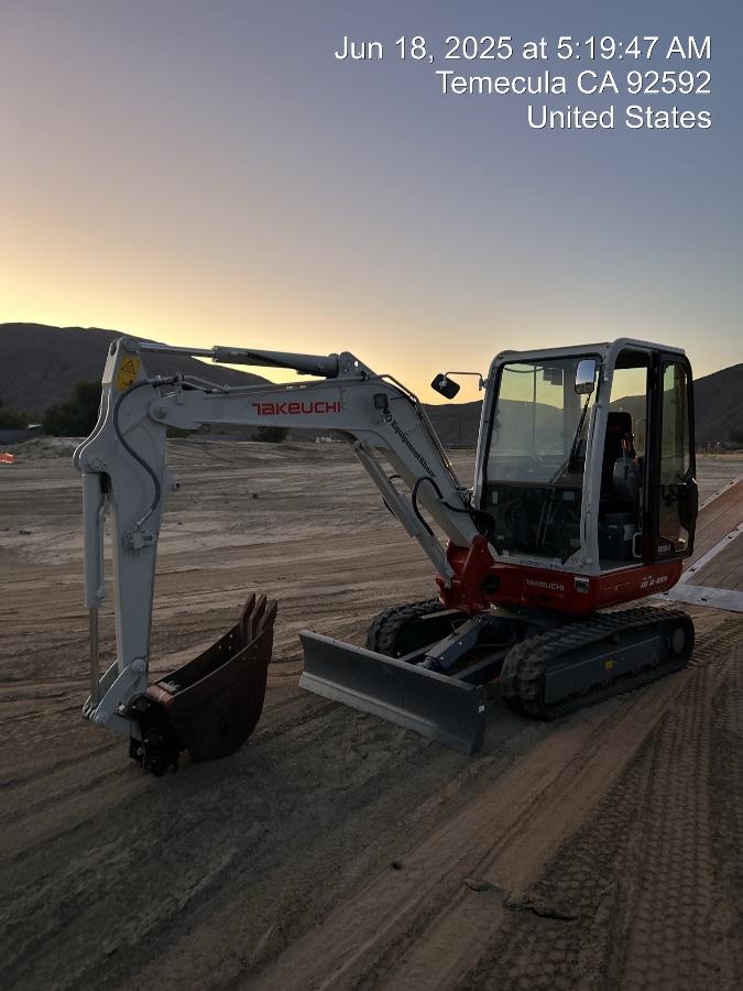 2025 TAKEUCHI TB235-2CR