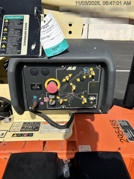 2023 JLG T350