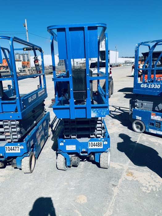 2020 Genie GS-1930 Fixed rails with chain entry gate - Pre A92.20