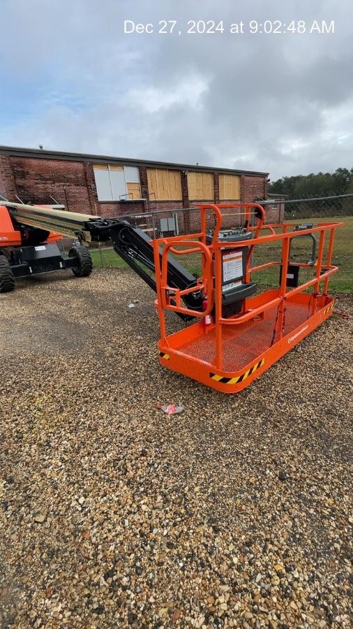 2024 JLG 660SJ