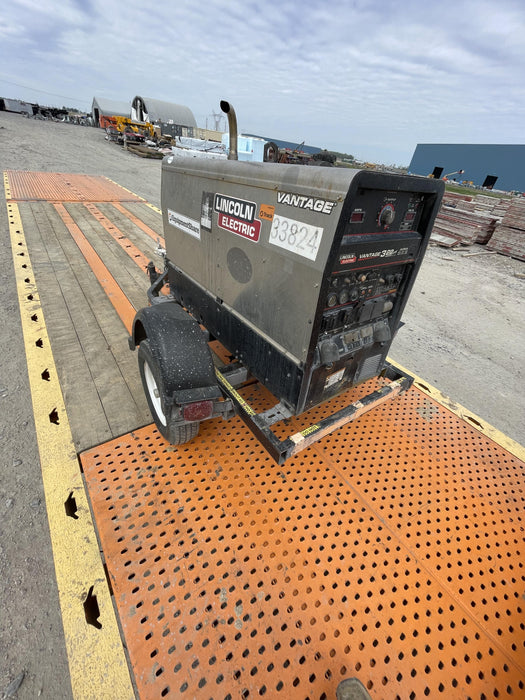 2019 Lincoln Electric Vantage 322 Welder Ready-Pak 3, Two wheel trailer, Fender and Light kit, Cable Rack