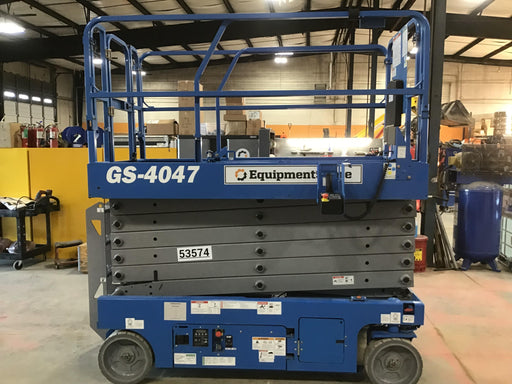 2019 Genie GS-4047 Folding rails with half height swing gate