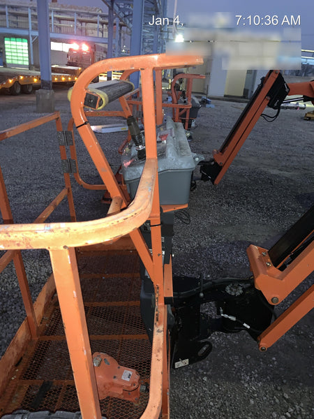 2019 JLG 450AJ