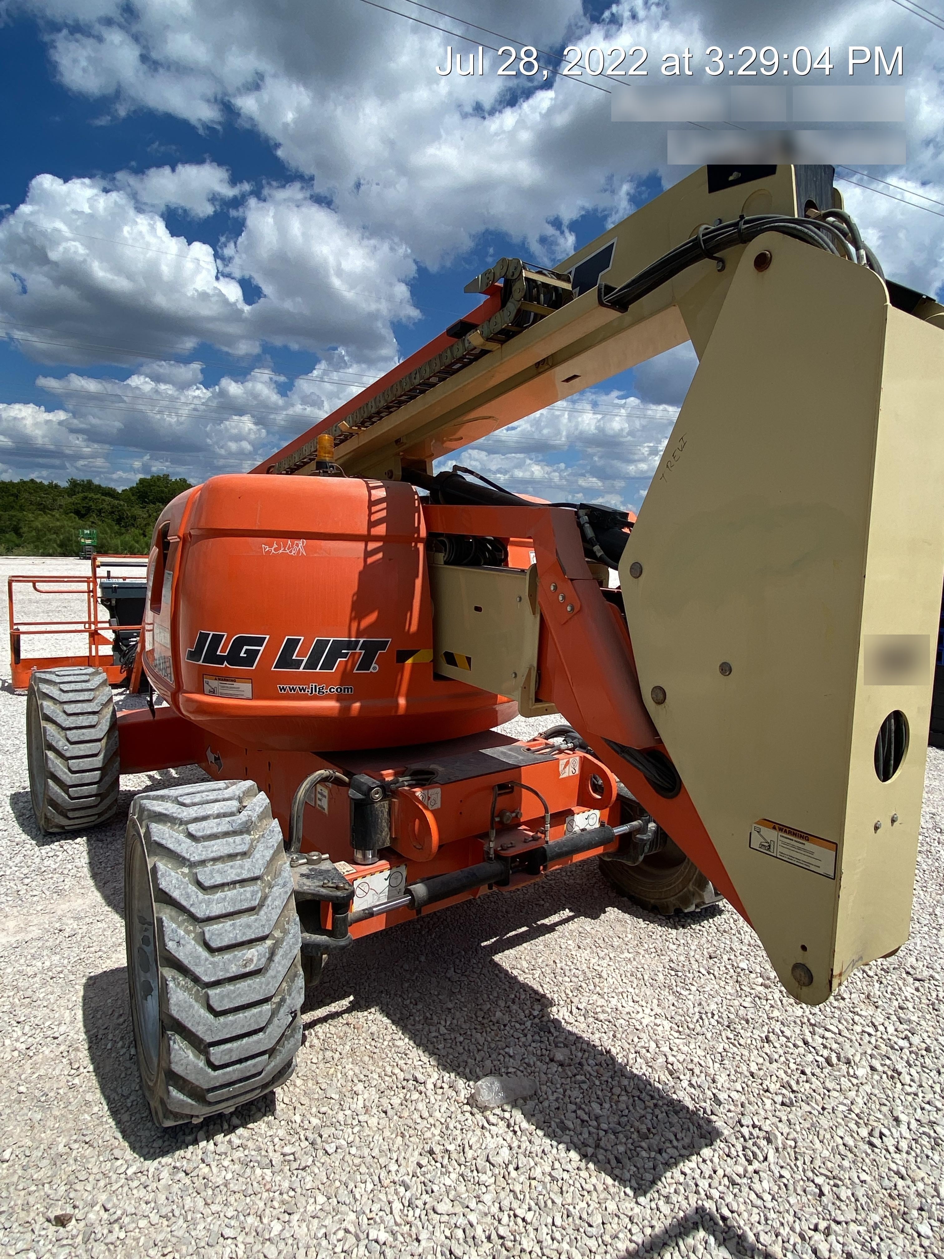 2019 JLG 600AJ