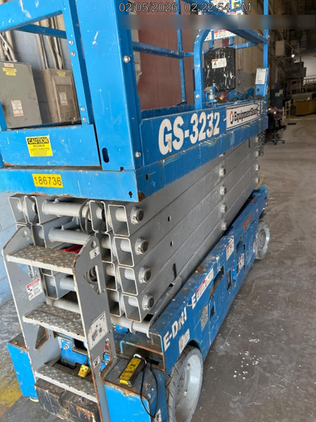 2021 GENIE GS-3232
