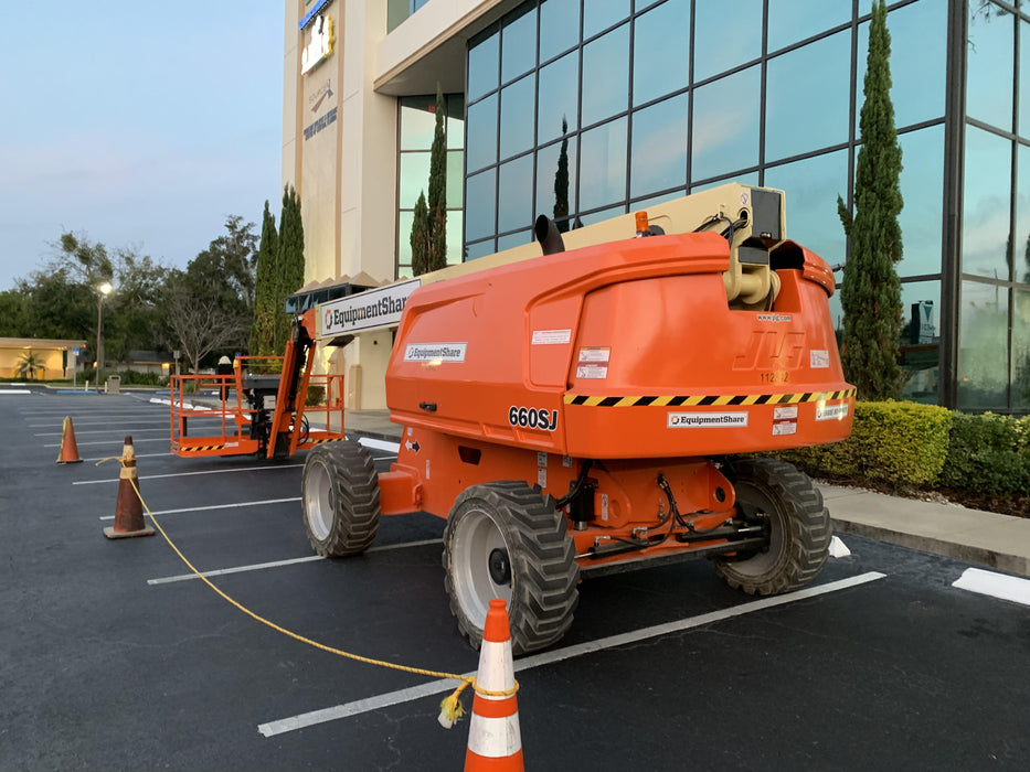 2020 JLG 660SJ