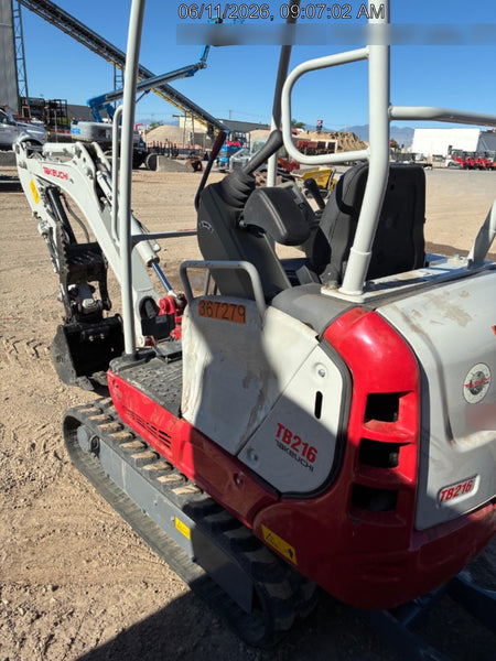 2023 TAKEUCHI TB216R