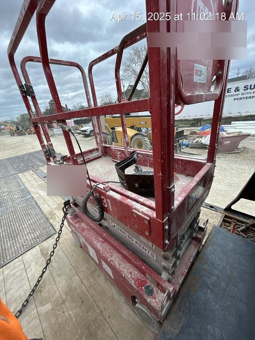 2019 MEC 1330SE MEC 1330SE w/ES Track Hardware, Full Extended 2 Year Warranty