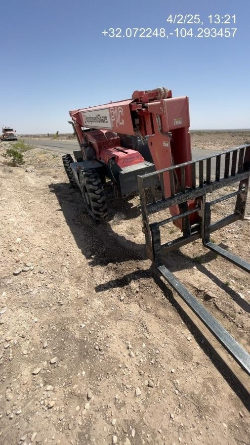 2012 MANITOU MTA8044