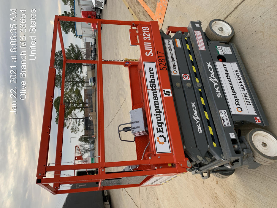 2019 Skyjack SJIII-3219 Standard Options, Trojan Batteries