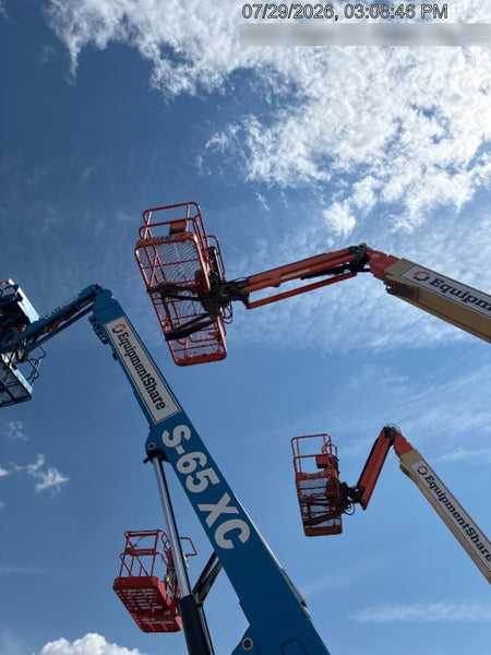 2022 JLG 660SJ