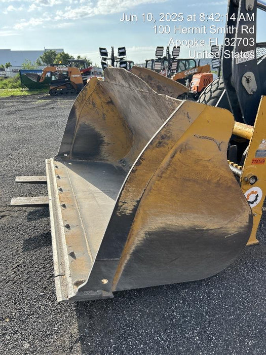 2017 FLECO 2.5 cu yd  Bucket, Wheel Loader -Fleco
