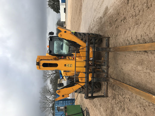 2018 JCB 510-56 JCB 510-56 Telehandler 74 HP w/CAB/HVAC, Beacon, Worklights, Aux Hydraulics, Solid Tires, 60" Carriage/Forks