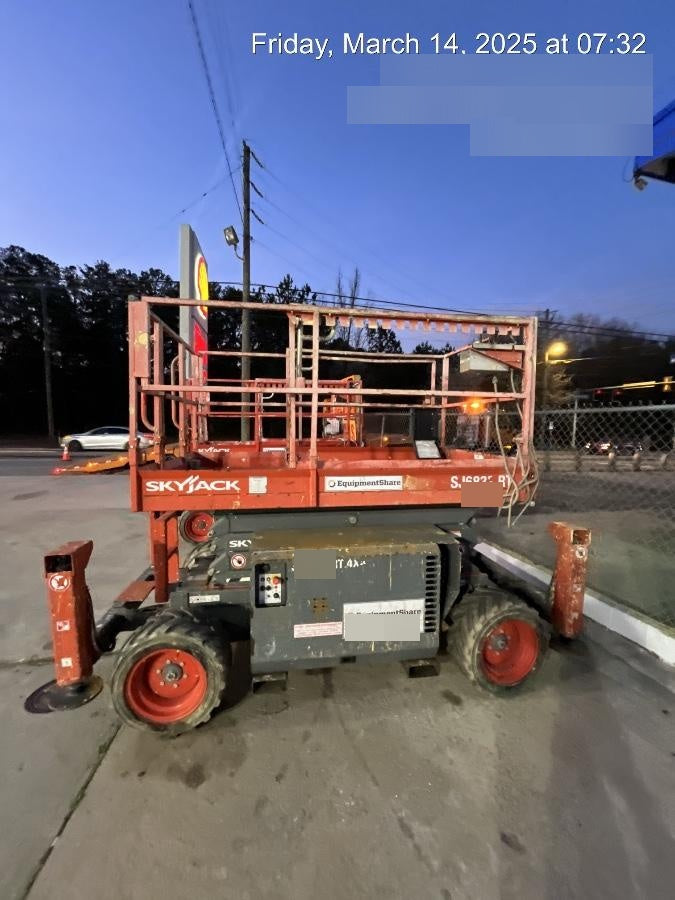 2019 SKYJACK SJ6832 RT