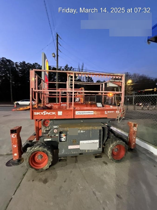 2019 SKYJACK SJ6832 RT