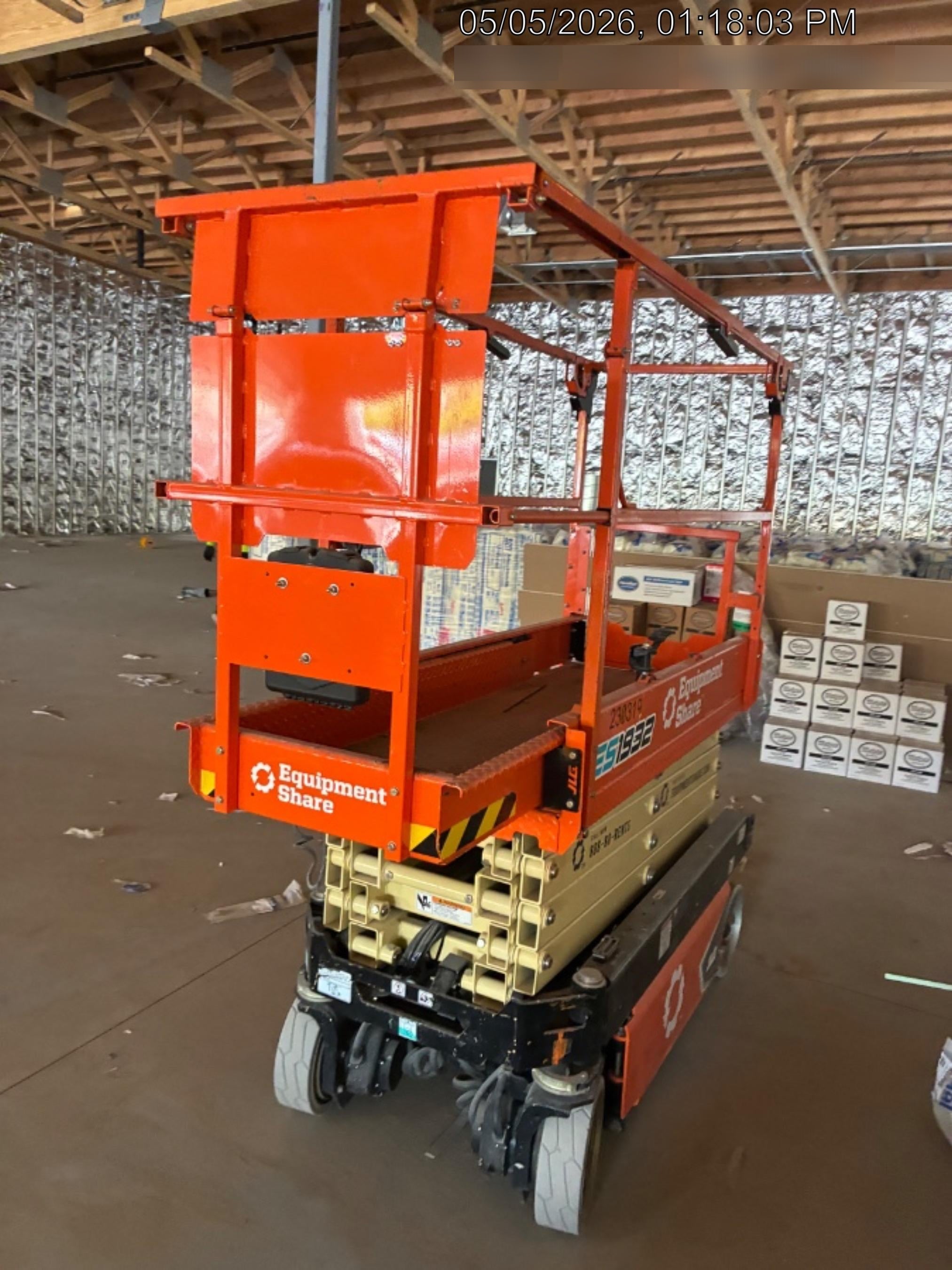 2022 JLG ES1932