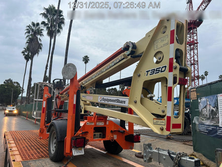 2022 JLG T350