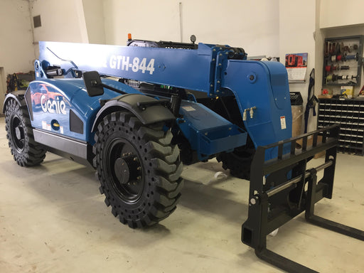 2018 Genie GTH-844 Genie GTH-844 w/Open ROPS, Solid Tires, beacon/work lights, 60" carriage/forks