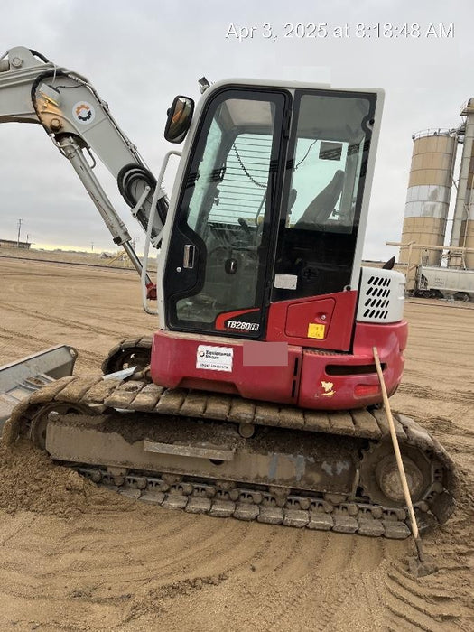 2016 TAKEUCHI TB280FR
