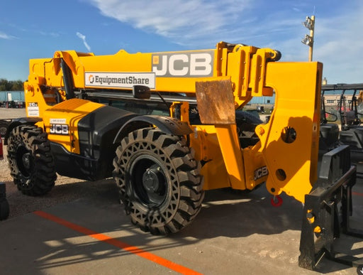 2019 JCB 510-56 Open ROPS, 74 HP, Solid Tires, Worklights, Beacon, Aux Hydraulics, Lifting Eye 66" Carriage/60" Forks