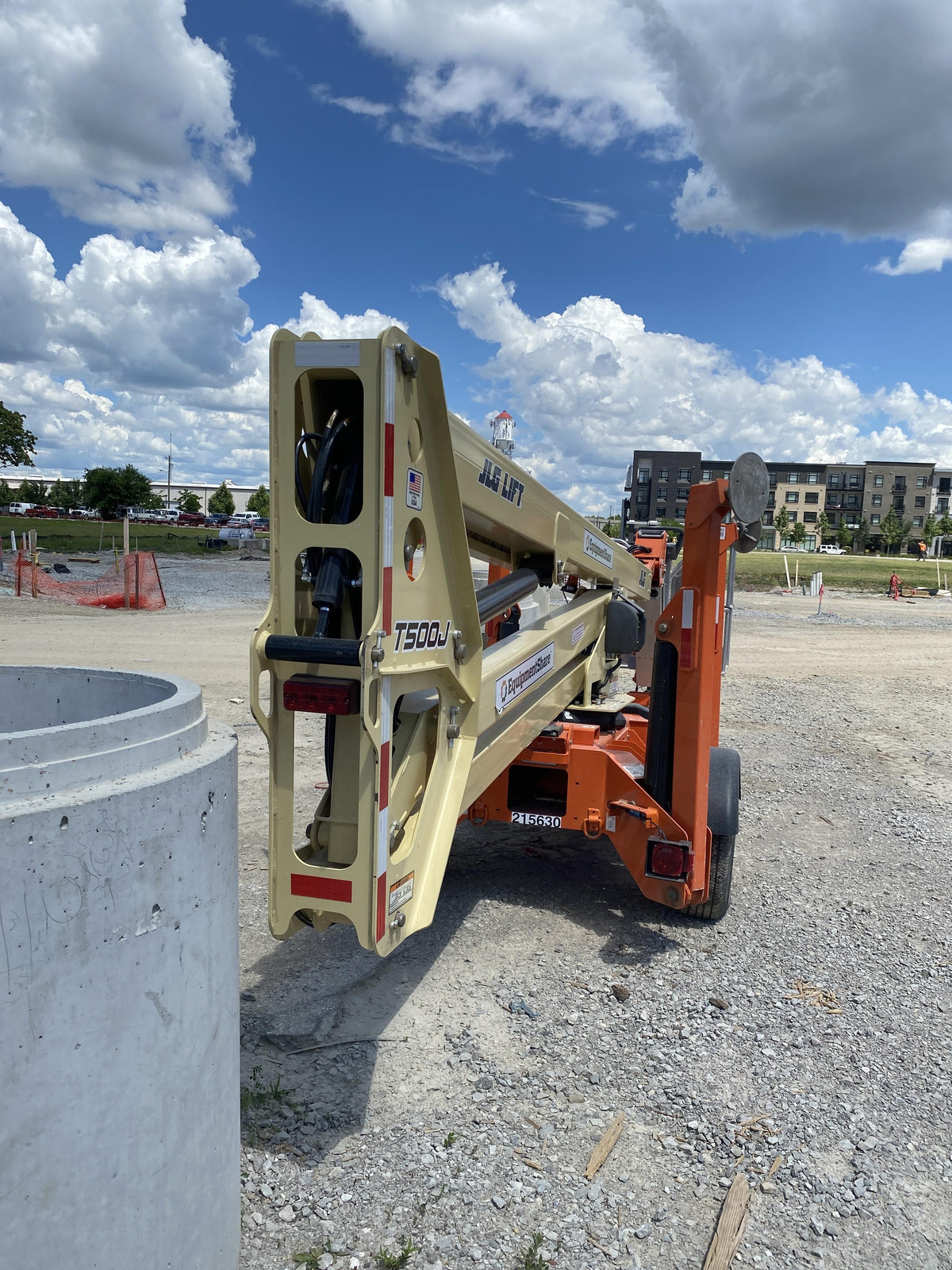 2022 JLG T500J