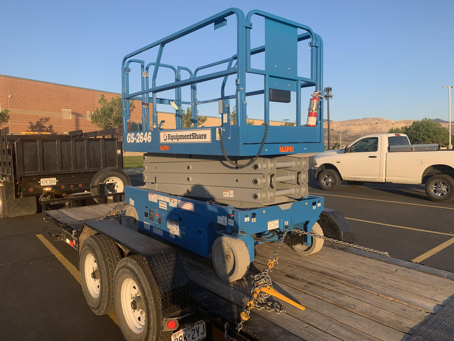 2019 Genie GS-2646 folding rails with full height swing gate