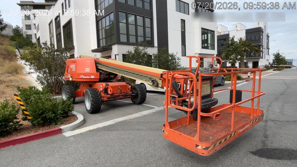 2022 JLG 600S