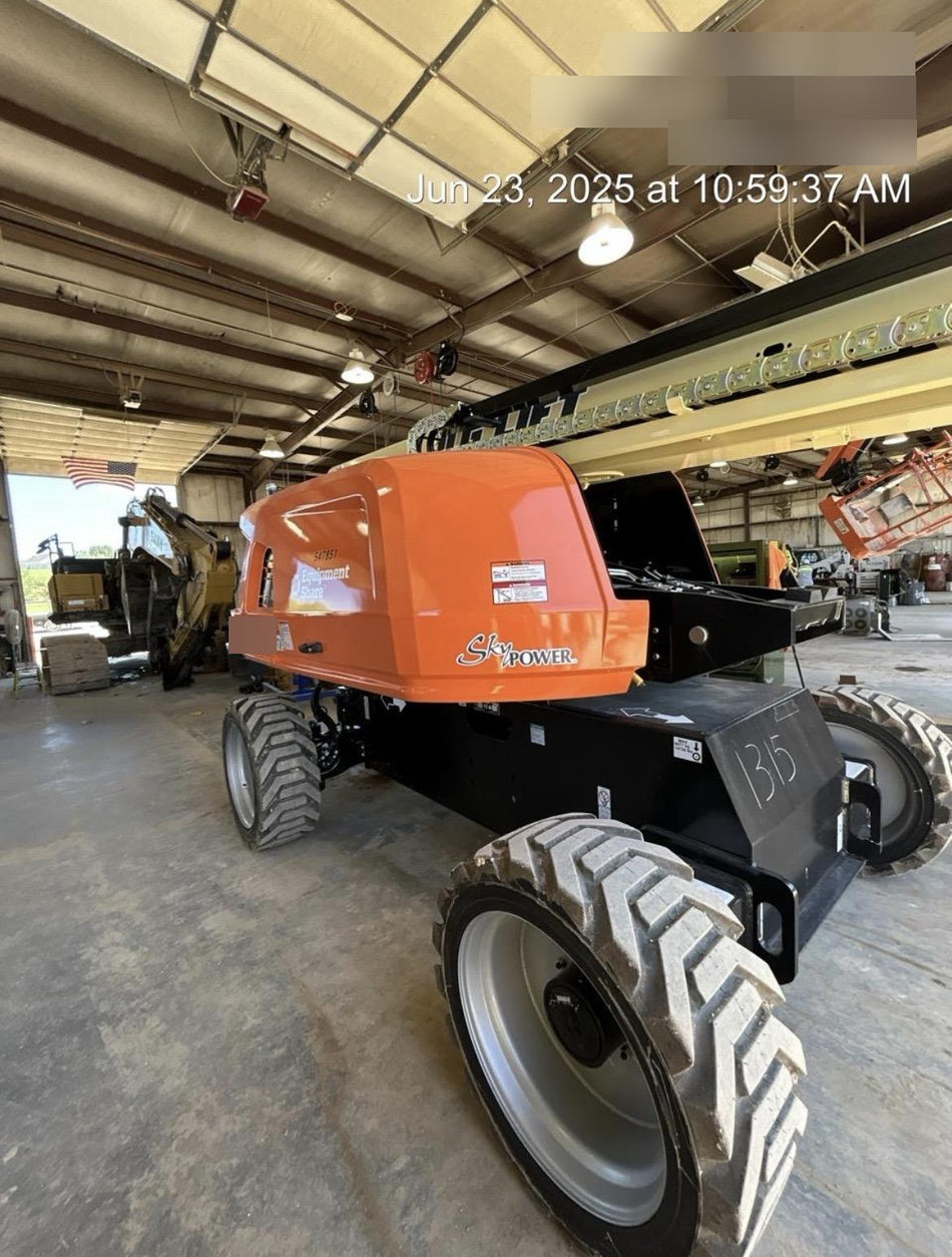 2025 JLG 660SJ