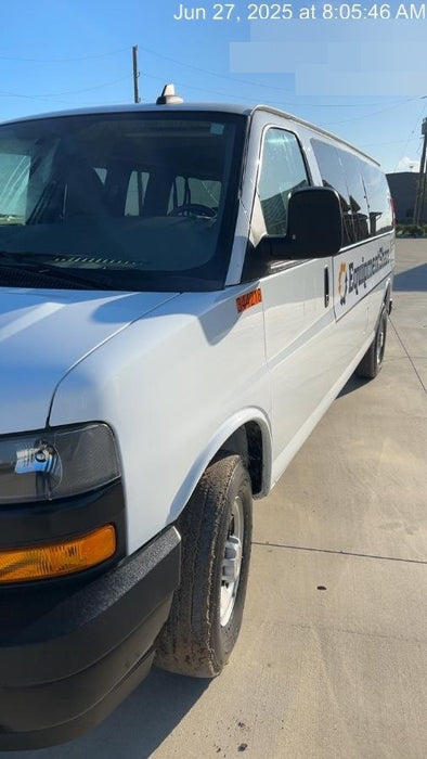 2023 CHEVROLET Express Van - Rental
