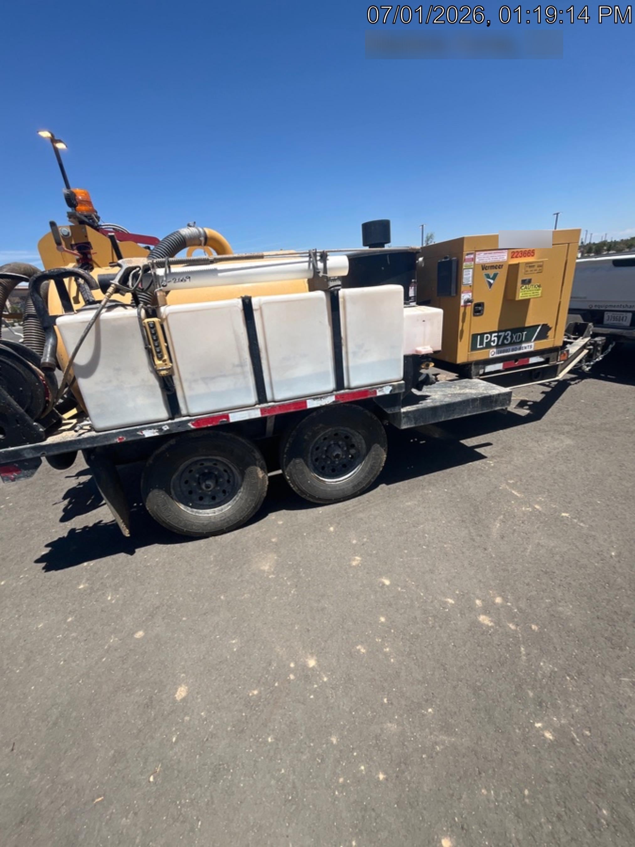 2023 Vac-Tron LP573XDT T4 Koehler Diesel Engine, 500 Gallon Debris Tank, x2 100 Gallon Water Tanks
