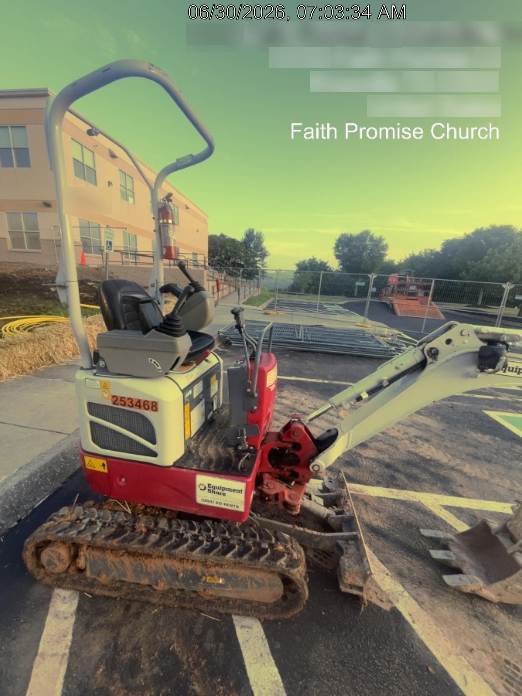 2022 TAKEUCHI TB210R
