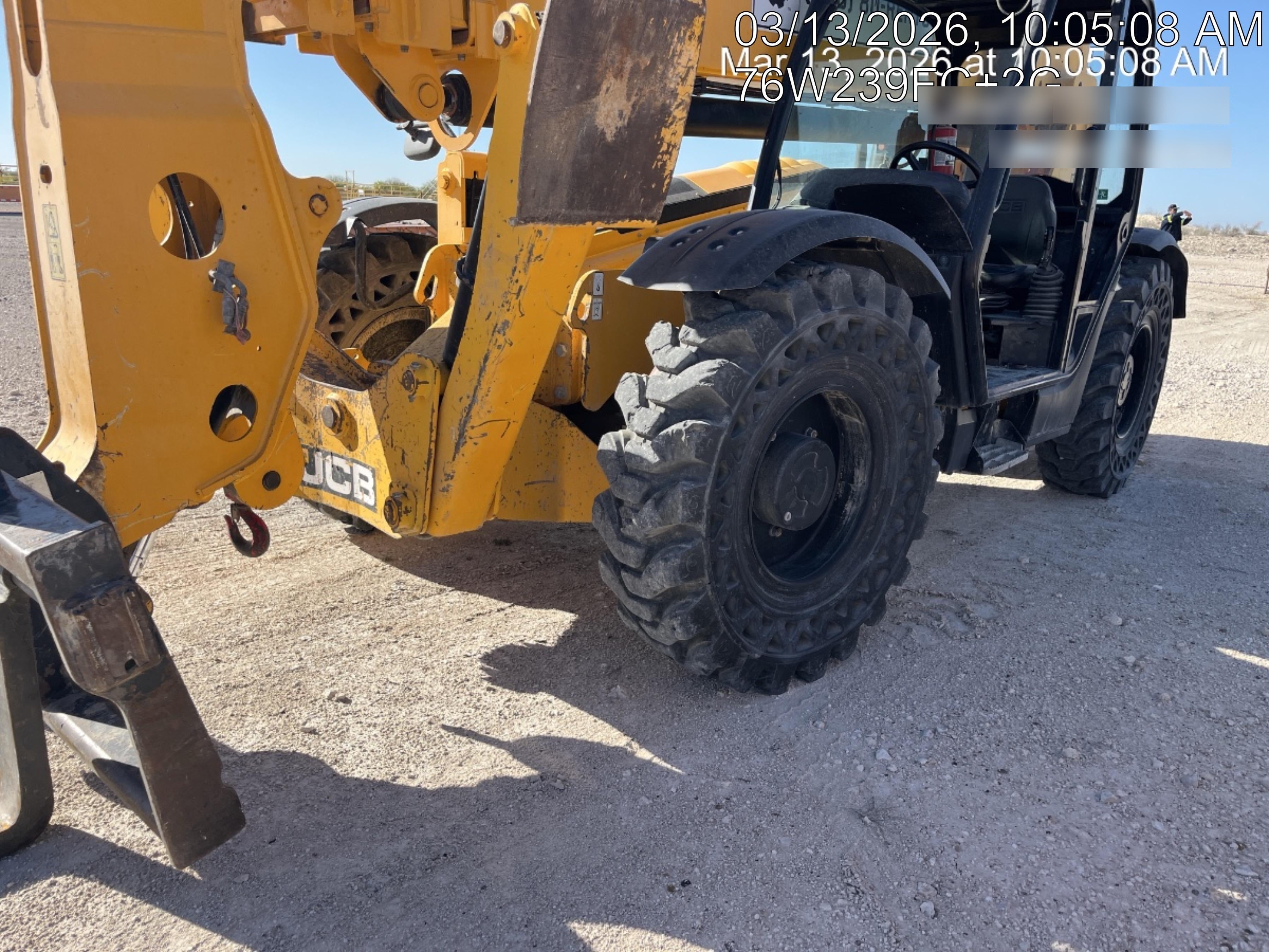 2022 JCB 510-56