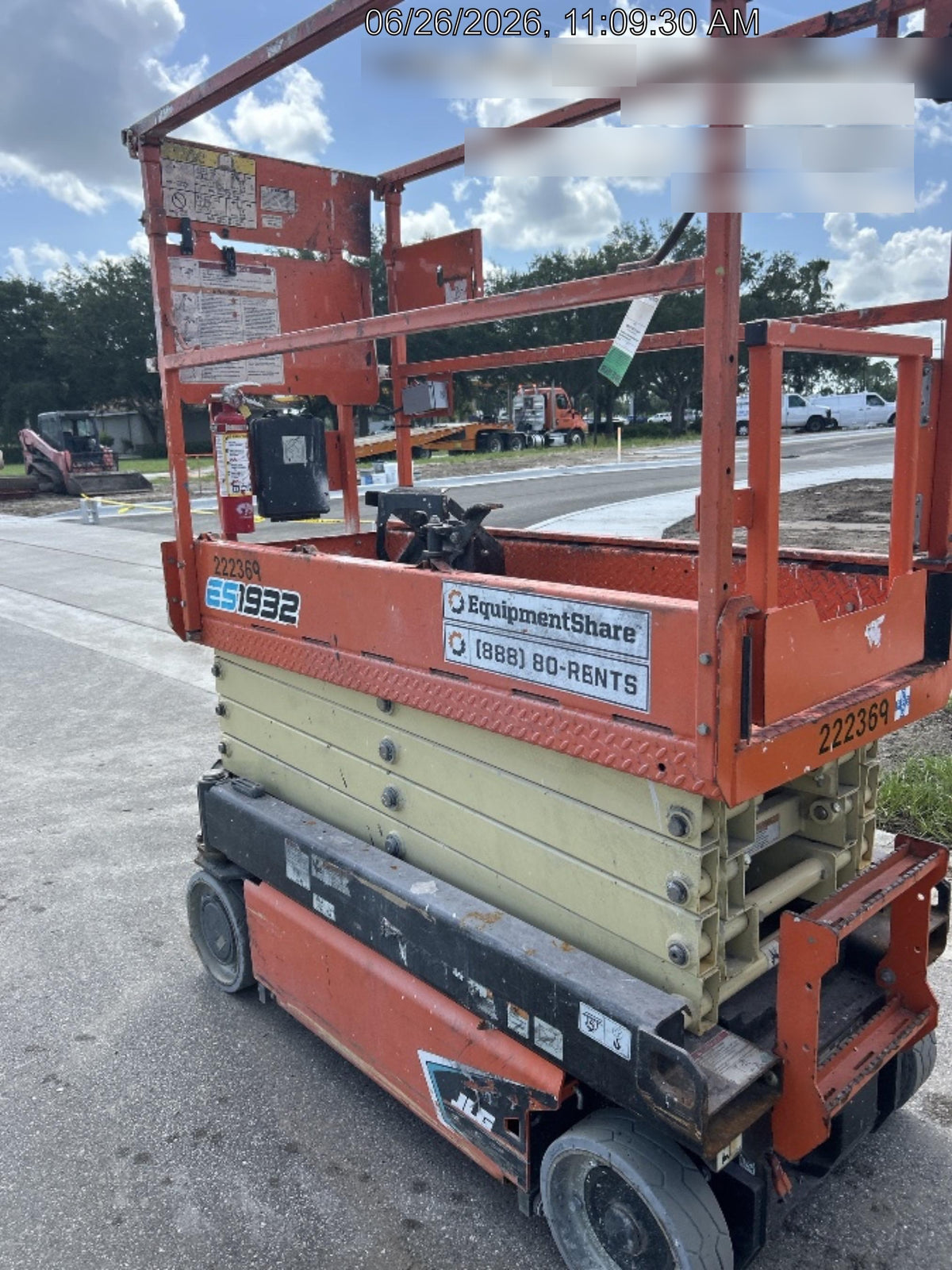 2022 JLG ES1932