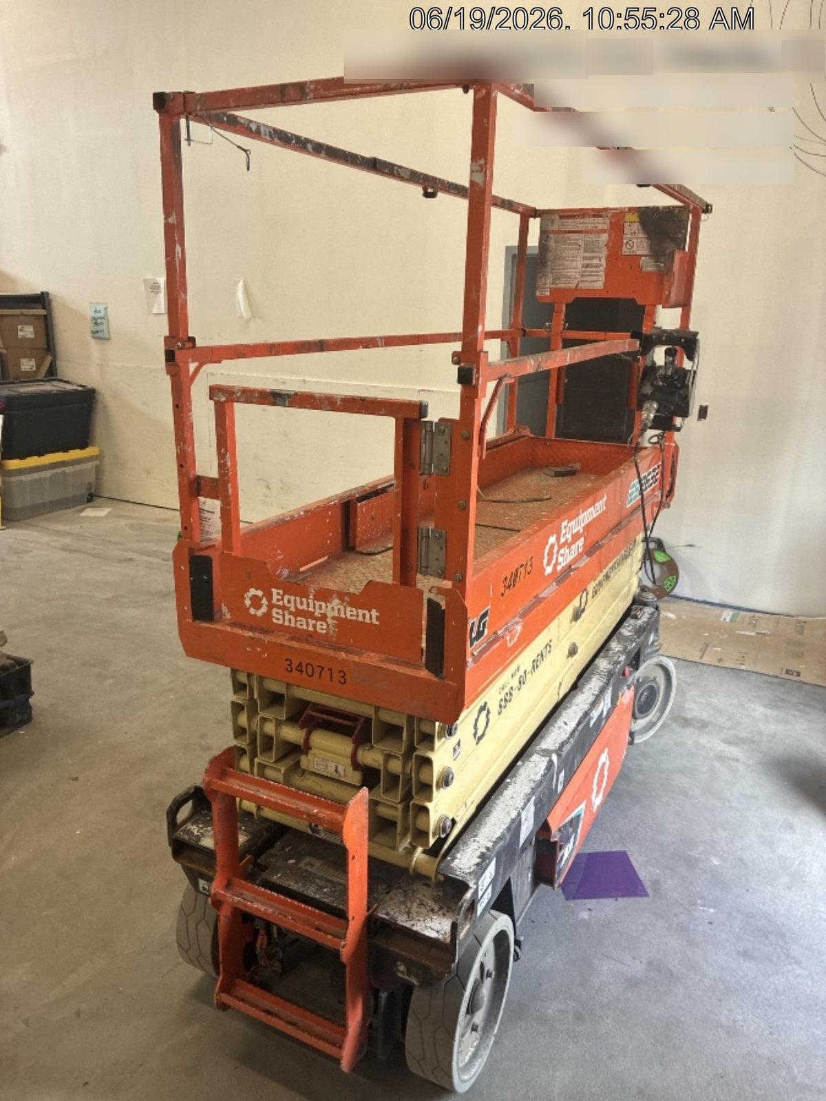 2023 JLG ES2632