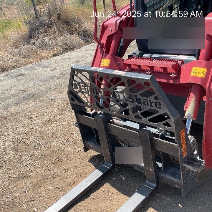 2021 PALADIN 48" Pallet Forks - Paladin