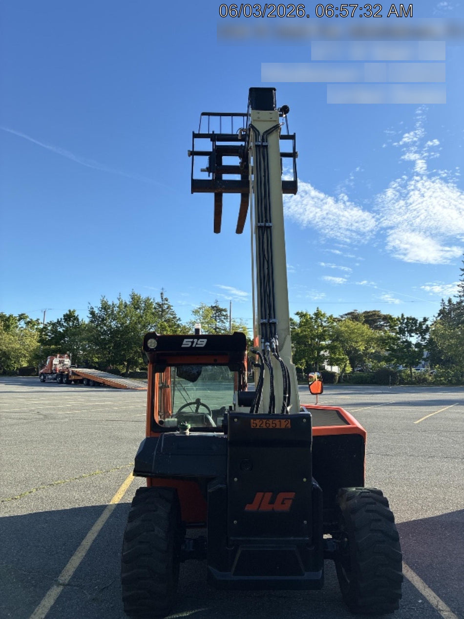 2025 JLG 519