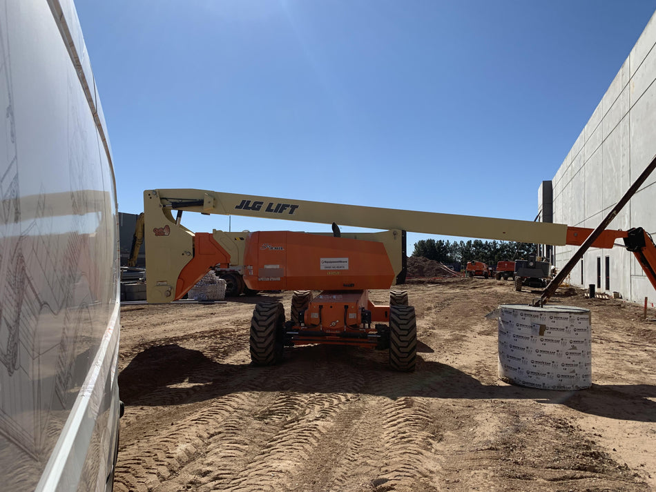 2021 JLG 800AJ