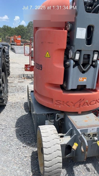 2017 SKYJACK SJ30 AJE