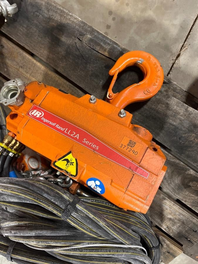 2023 INGERSOLL RAND LL2A020
